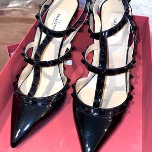Valentino rockstud pumps